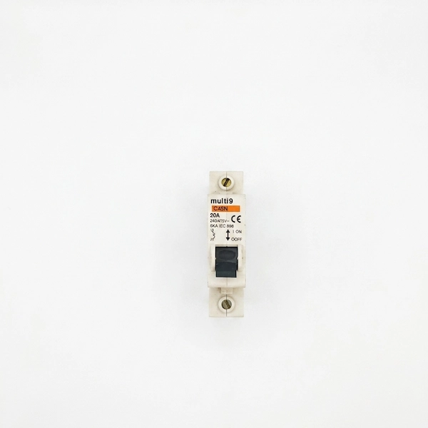Osigurač automatski C45N 20A